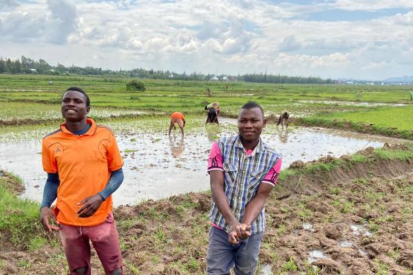 Futuremakers Men in field Tanzania