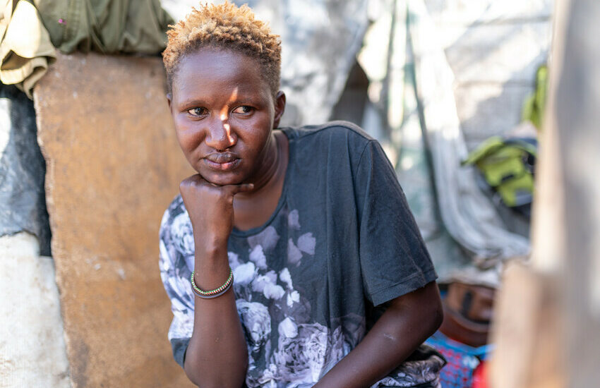 Vanessa op de vuilnisbelt in Kibera